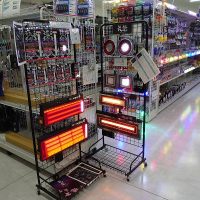 貨物堂広島店花魁LEDテール点灯展示コーナー